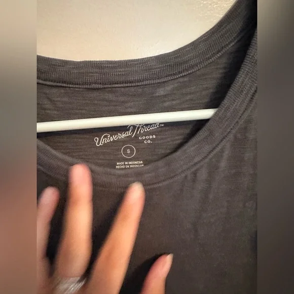 Universal threads dress - Picture 5 of 7